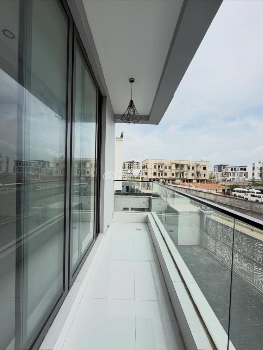 Service 2 Bedroom Apartment with Gym, Lekki Phase 1, Lekki Phase 1, Lekki, Lagos, Block of Flats for Sale