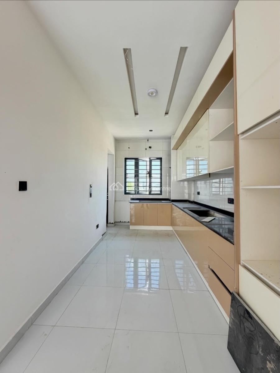 Serviced 2 Bedroom Apartment with Bq, Vgc, Vgc, Lekki, Lagos, Block of Flats for Sale