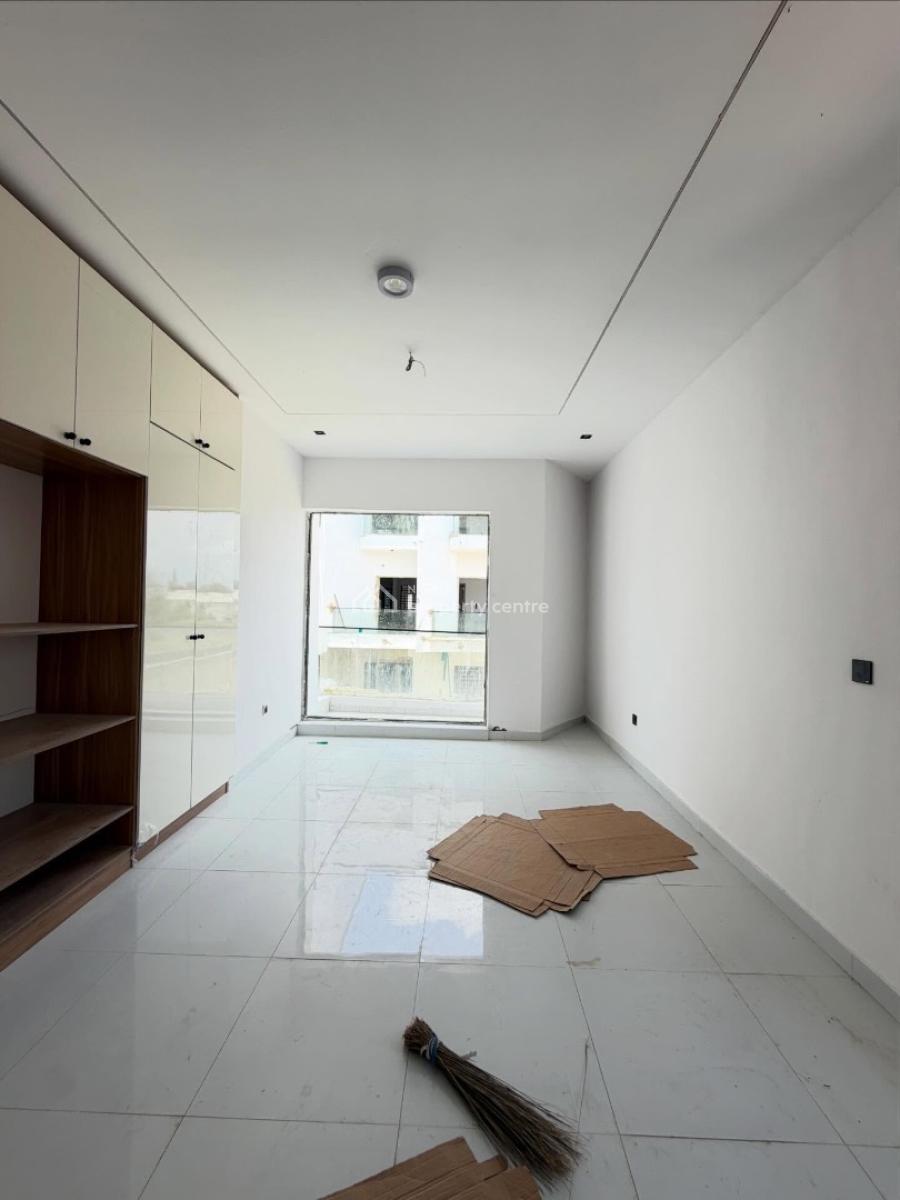 Serviced 2 Bedroom Apartment with Bq, Vgc, Vgc, Lekki, Lagos, Block of Flats for Sale