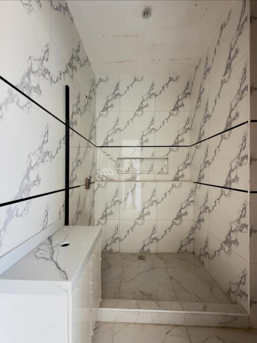 Serviced 2 Bedroom Apartment with Bq, Vgc, Vgc, Lekki, Lagos, Block of Flats for Sale