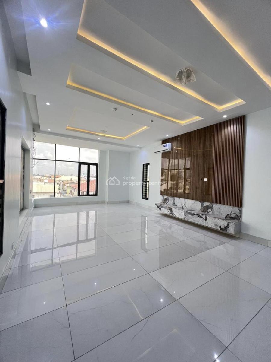 Elegantly Built 5 Bedroom Fully Automated Detached with Pool, Gym,, Lekki Phase 1, Lekki, Lagos, Detached Duplex for Sale