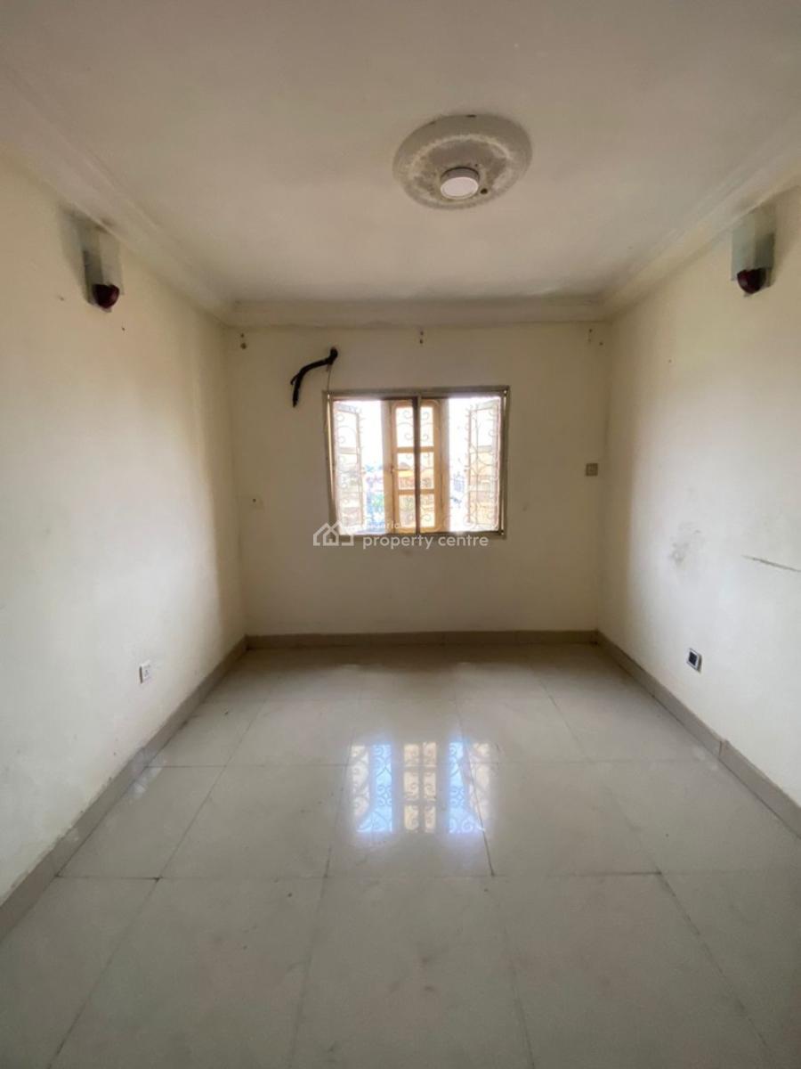 Executive 2bedrooms Luxury Apartment, Fountain Estate, Ipaja, Lagos, Flat / Apartment for Rent