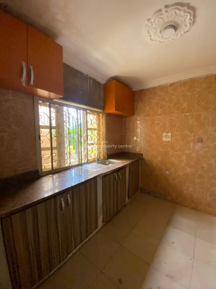 Executive 2bedrooms Luxury Apartment, Fountain Estate, Ipaja, Lagos, Flat / Apartment for Rent