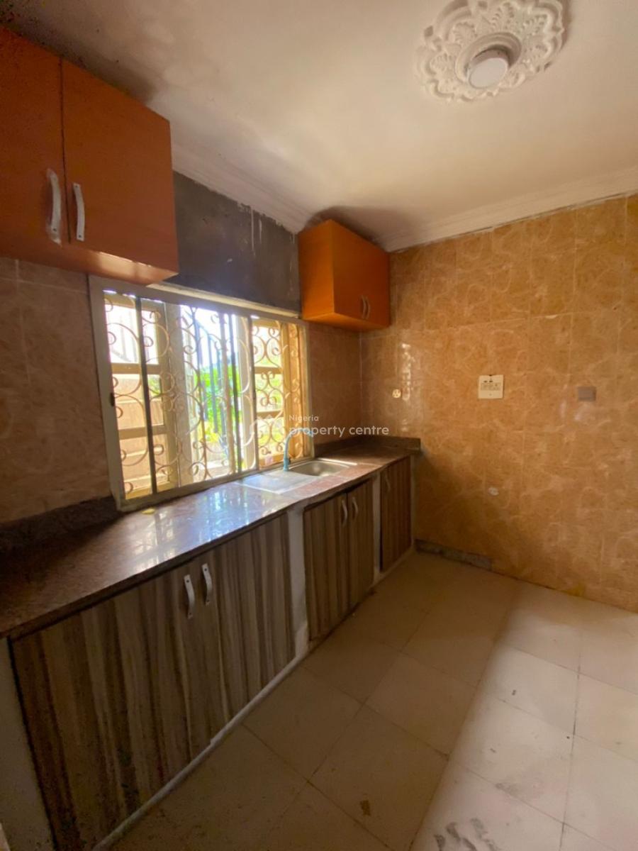 Executive 2bedrooms Luxury Apartment, Fountain Estate, Ipaja, Lagos, Flat / Apartment for Rent