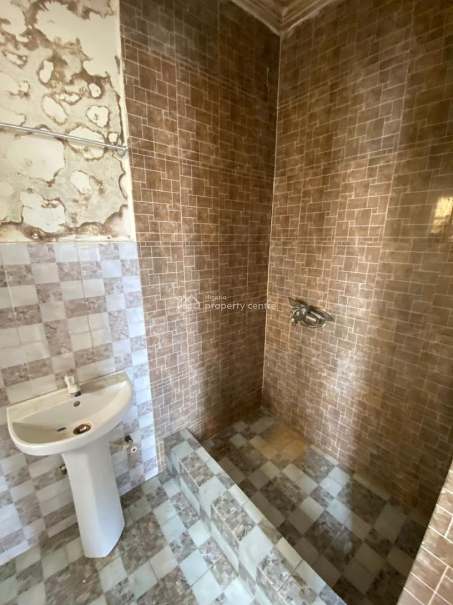 Executive 2bedrooms Luxury Apartment, Fountain Estate, Ipaja, Lagos, Flat / Apartment for Rent