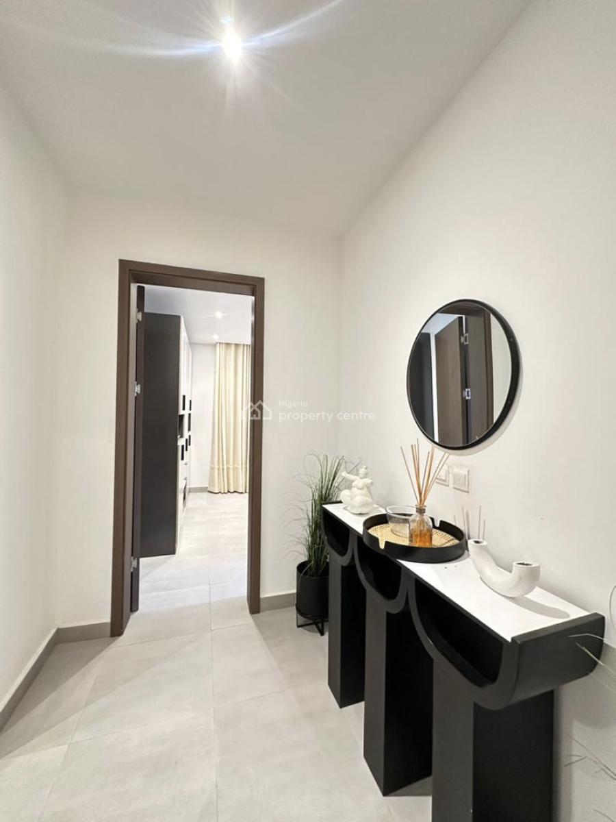 Modern 3 Bed Apartment + Pool,gym, Elevator Suitable for Investment, Lekki Phase 1, Lekki, Lagos, Flat / Apartment for Sale