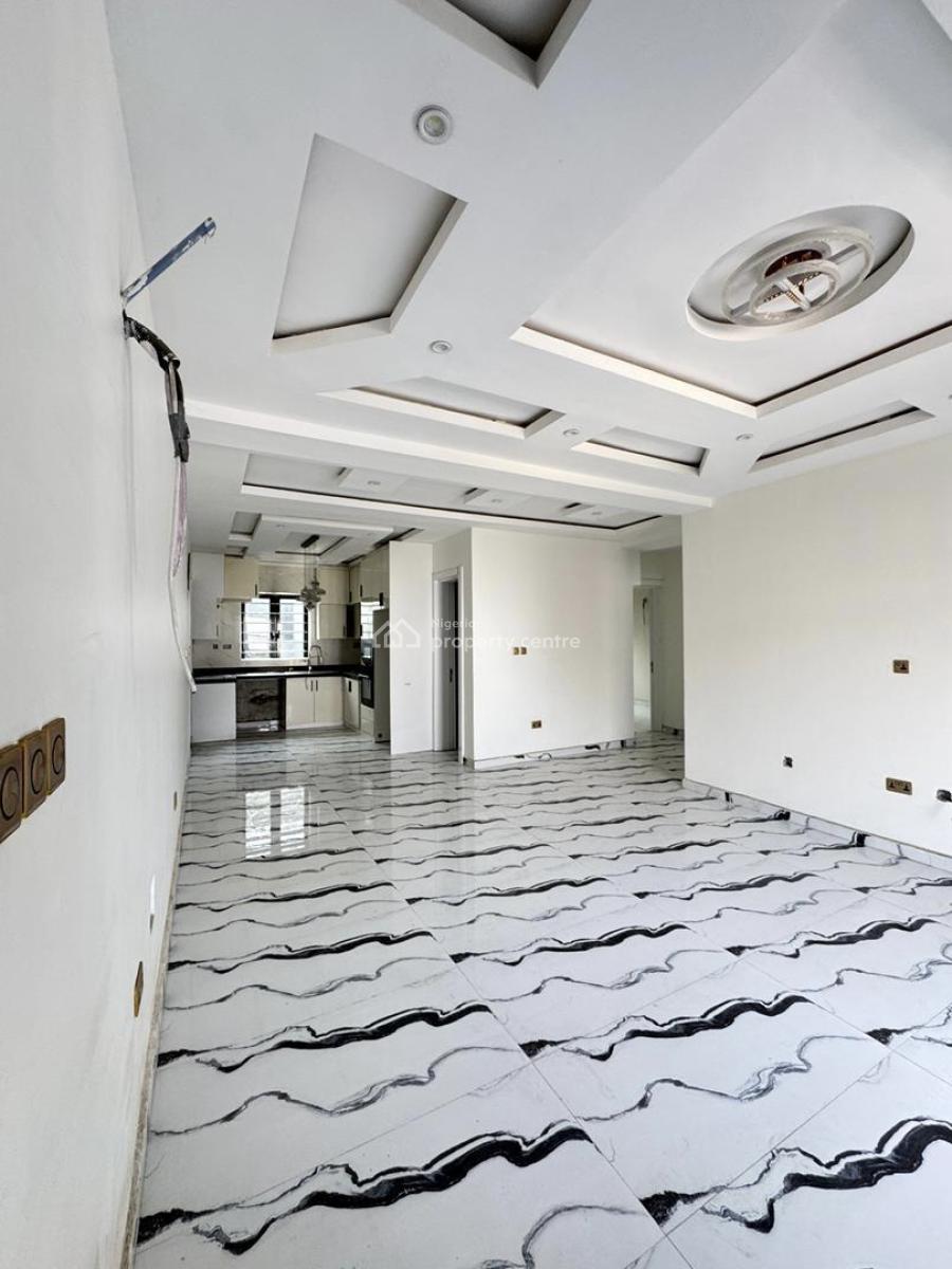 Well Finished 2 Bedroom Apartment Suitable for Investment, Lekki Phase 1, Lekki, Lagos, Flat / Apartment for Sale