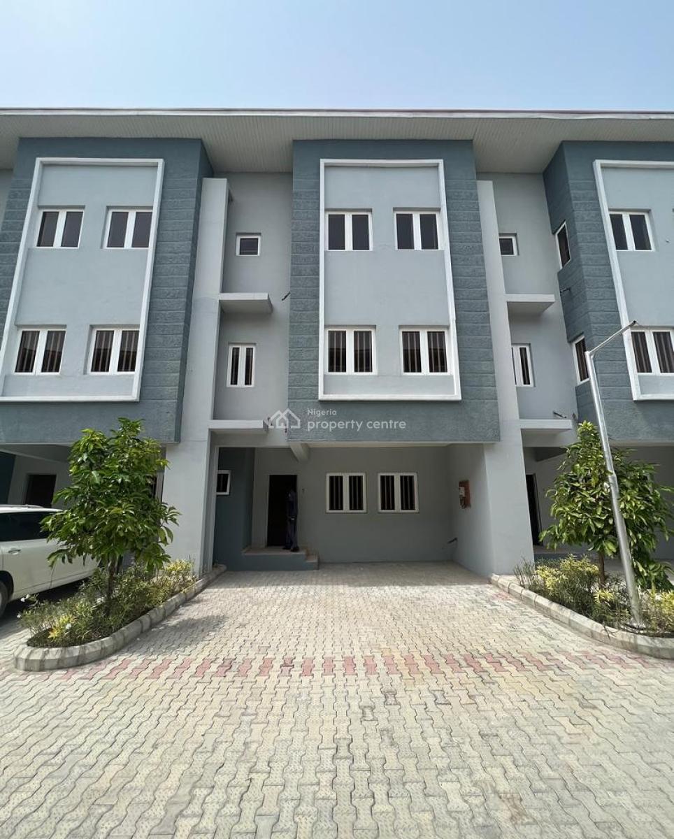 3 Bedroom Terrace + Bq, New Road, Lekki, Lagos, Terraced Duplex for Sale
