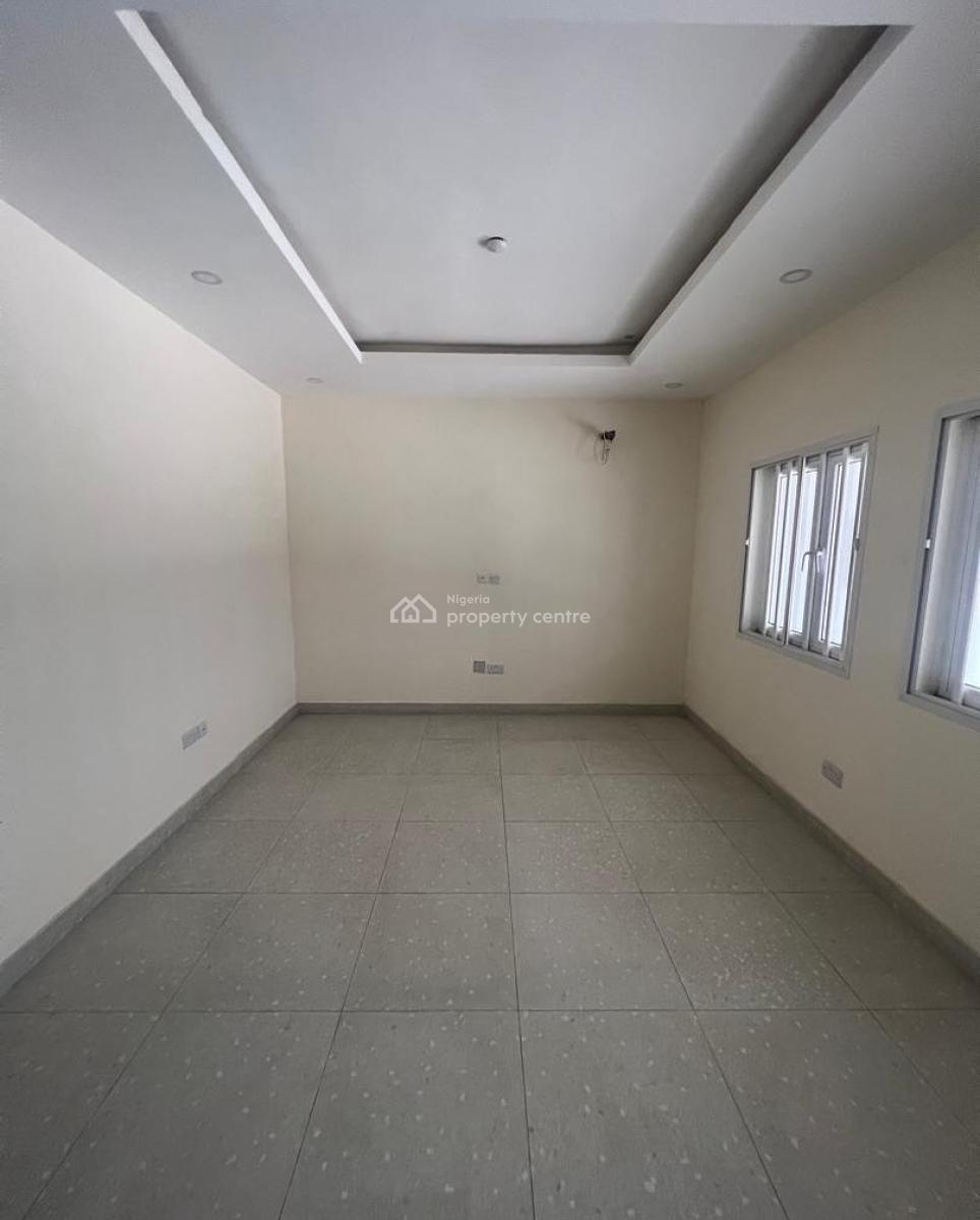 3 Bedroom Terrace + Bq, New Road, Lekki, Lagos, Terraced Duplex for Sale