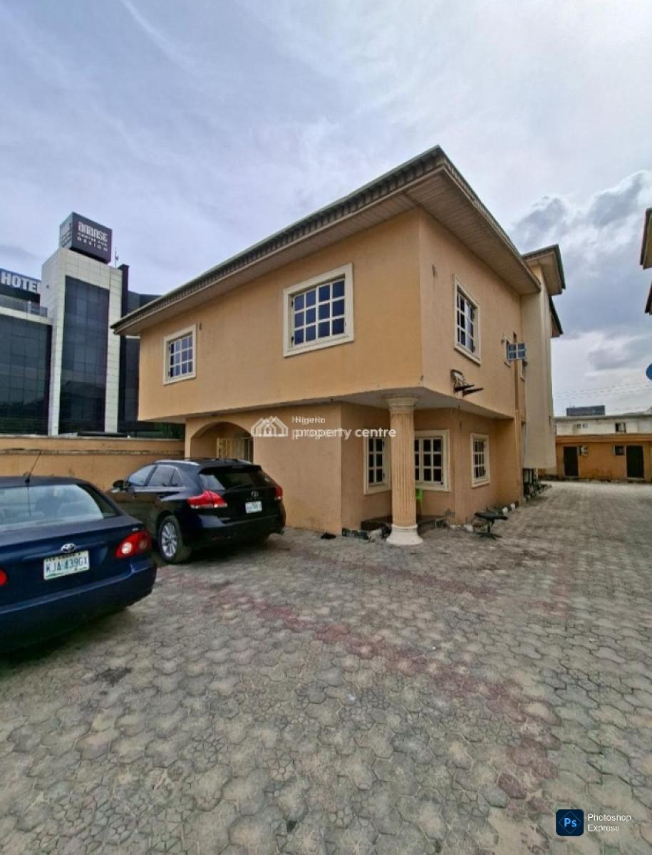 for Lease -- 6 Bed Commercial with Adequate Parking, Lekki Phase I, Lekki Phase 1, Lekki, Lagos, Detached Duplex for Rent