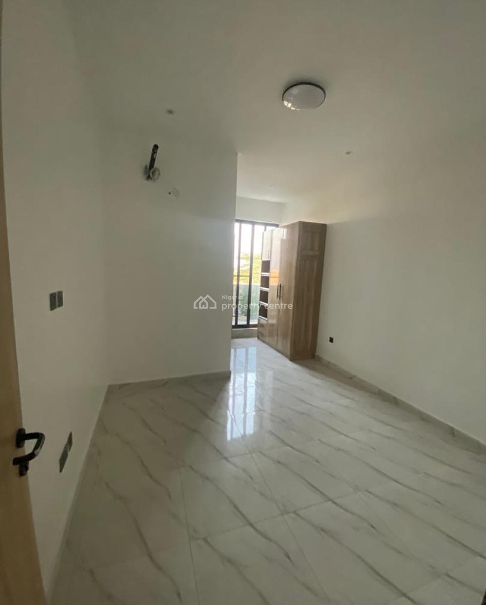 2 Bedroom Apartment, New Road, Lekki, Lagos, House for Sale