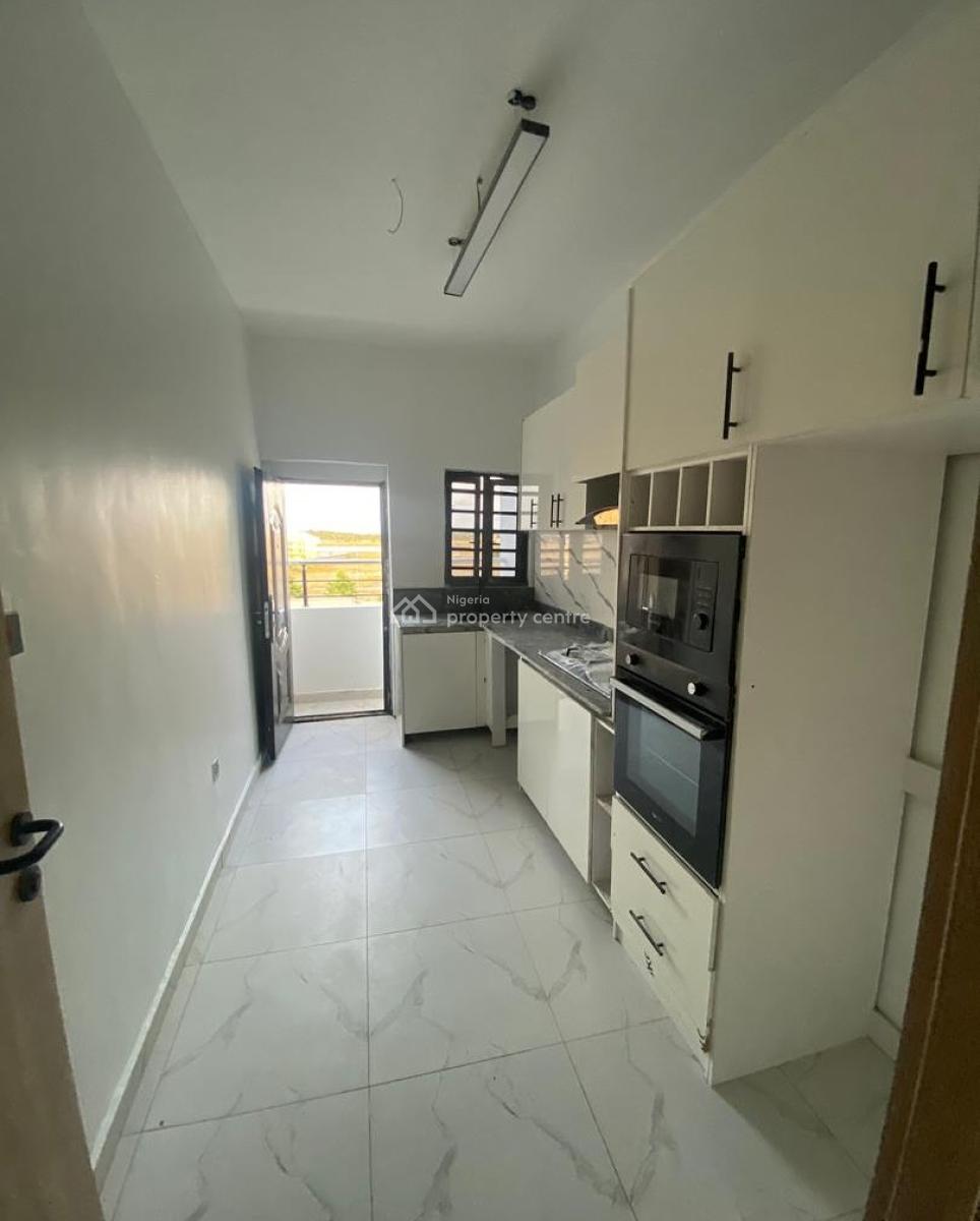 2 Bedroom Apartment, New Road, Lekki, Lagos, House for Sale