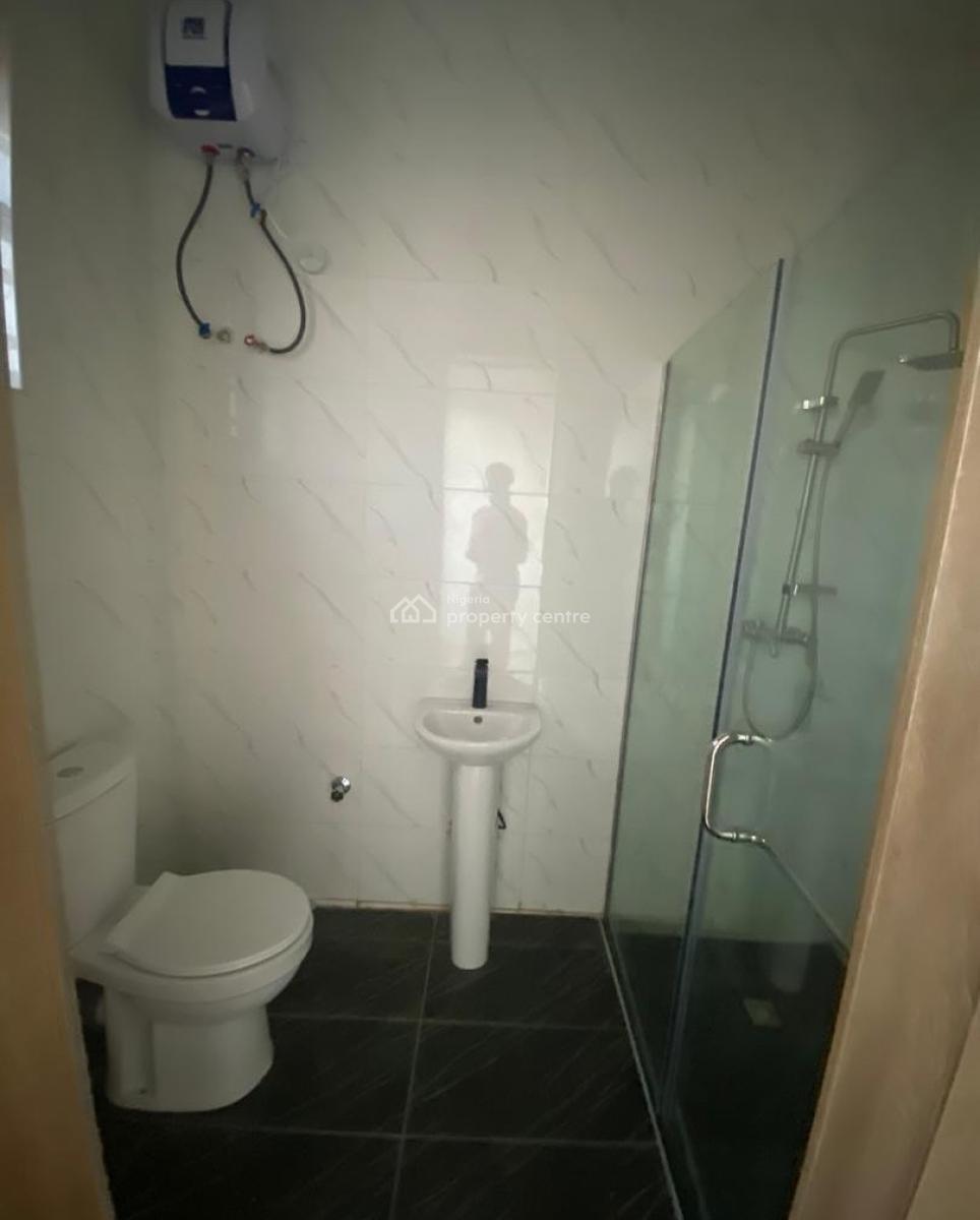 2 Bedroom Apartment, New Road, Lekki, Lagos, House for Sale