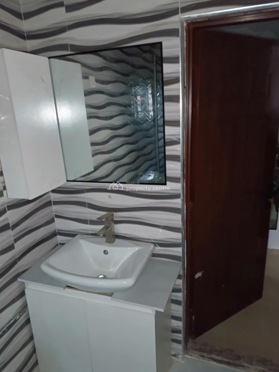 Luxury 4 Bedroom Semi Detached Duplex with Bq, Pay & Move-in., Admiralty Homes Estate, Alpha Beach Road, New-road Bustop, Igbo Efon, Lekki, Lagos, Semi-detached Duplex for Rent