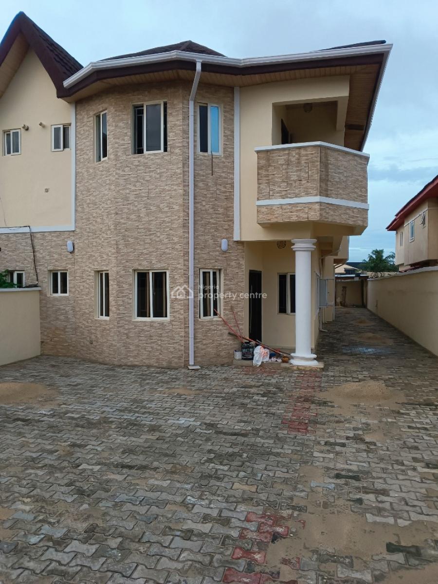 Luxury 4 Bedroom Semi Detached Duplex with Bq, Pay & Move-in., Admiralty Homes Estate, Alpha Beach Road, New-road Bustop, Igbo Efon, Lekki, Lagos, Semi-detached Duplex for Rent