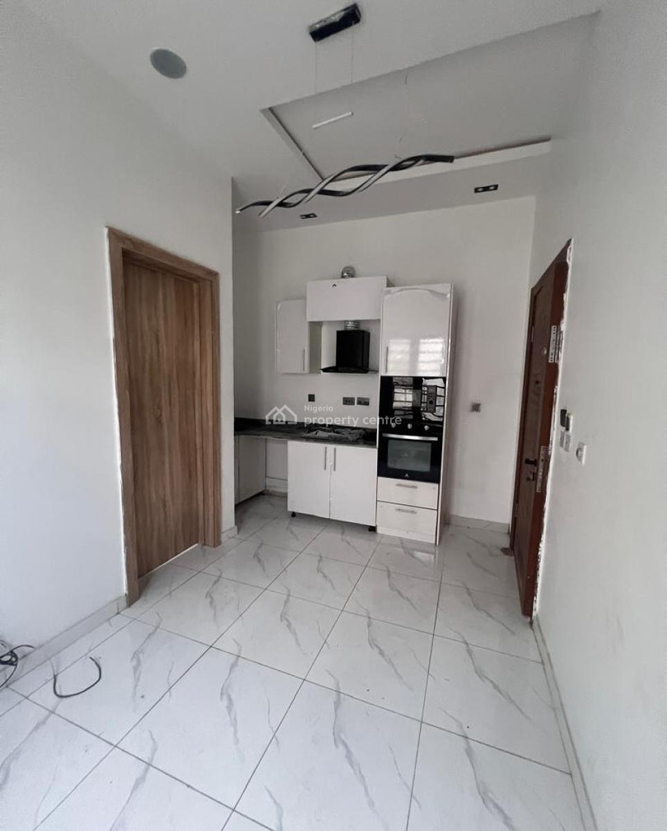 1 Bedroom Apartment, Ologolo, Lekki, Lagos, Flat / Apartment for Sale