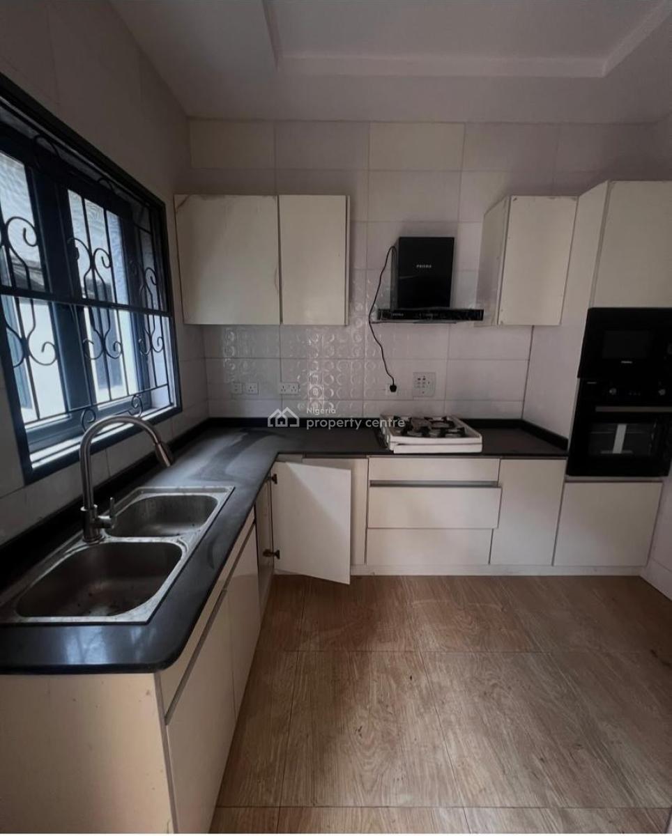 1 Bedroom Apartment, Agungi, Lekki, Lagos, Flat / Apartment for Sale