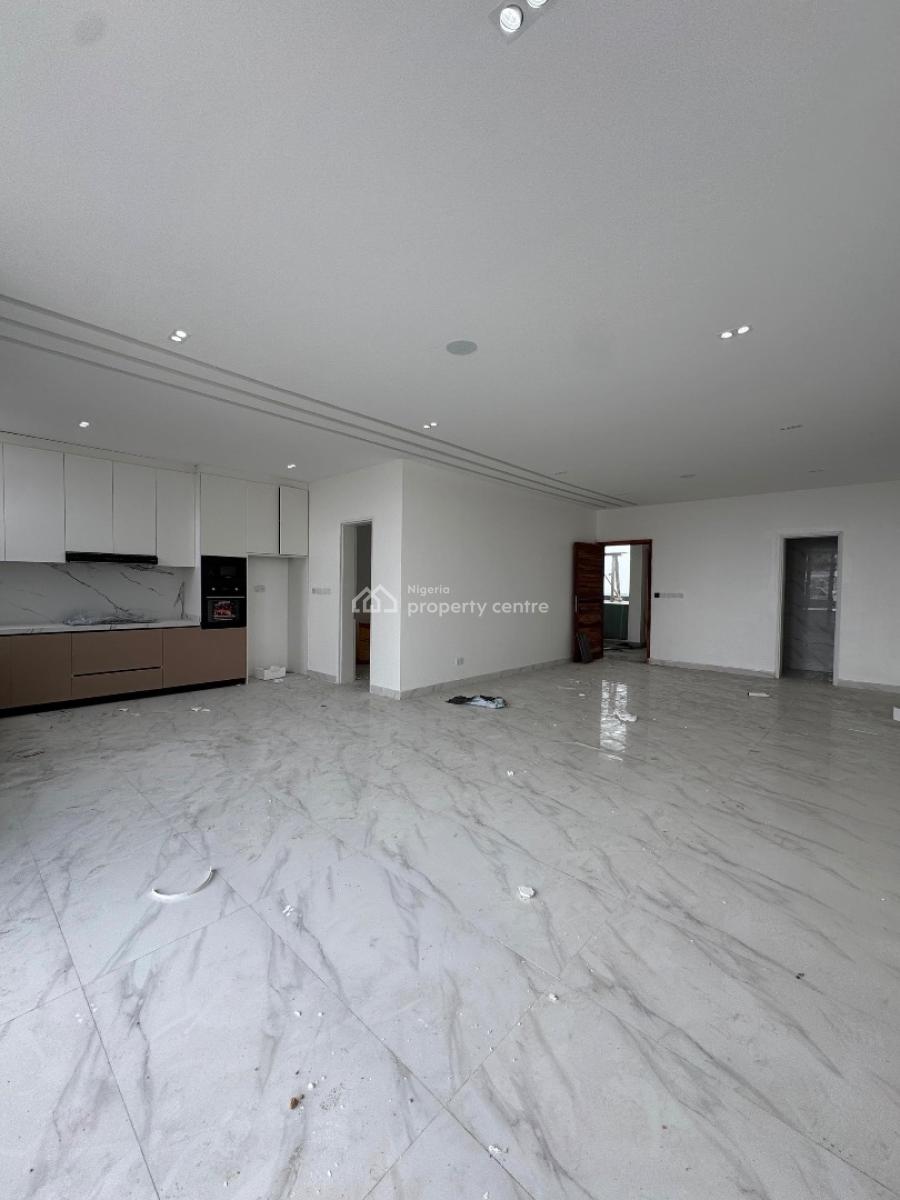 Exquisitely Built 2  Bedroom Apartment, Lekki Phase 1, Lekki, Lagos, Flat / Apartment for Sale