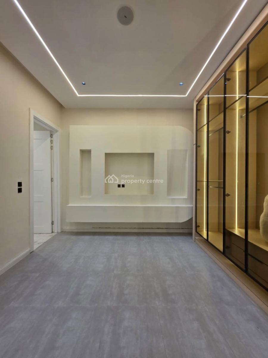 Magnificent 5 Bedrooms with a Private Pool & Gym, Cinema, Lekki Phase 1, Lekki, Lagos, Detached Duplex for Sale