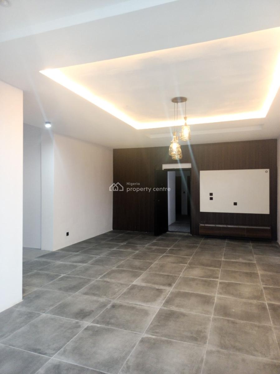 Fully Serviced 2 Bedroom Apartment, Upstairs with Bq, Oba Amusa Estate, Agungi, Lekki, Lagos, Flat / Apartment for Rent