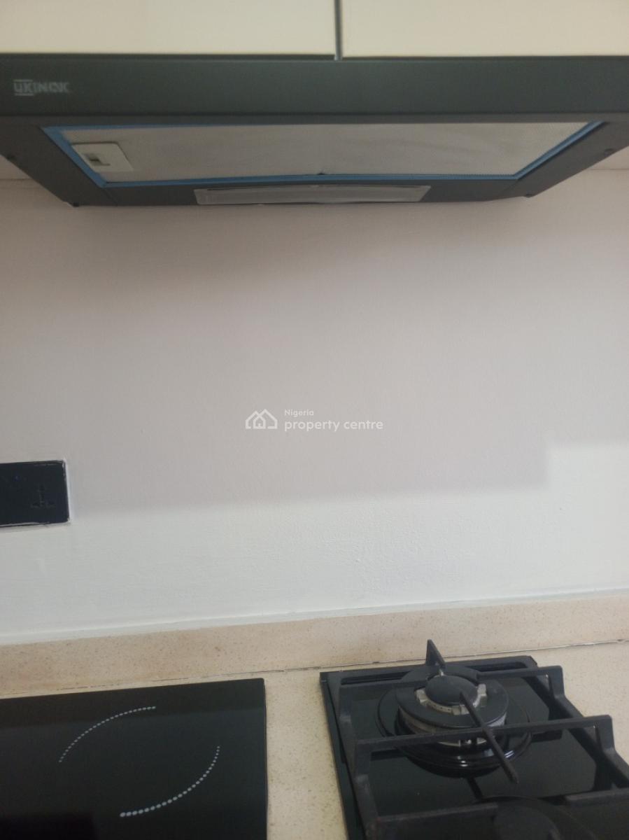 Fully Serviced 2 Bedroom Apartment, Upstairs with Bq, Oba Amusa Estate, Agungi, Lekki, Lagos, Flat / Apartment for Rent