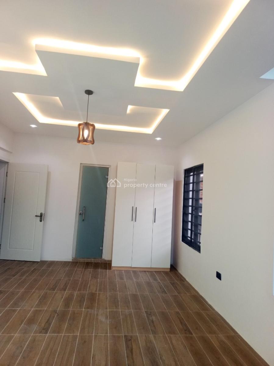 Fully Serviced 2 Bedroom Apartment, Upstairs with Bq, Oba Amusa Estate, Agungi, Lekki, Lagos, Flat / Apartment for Rent