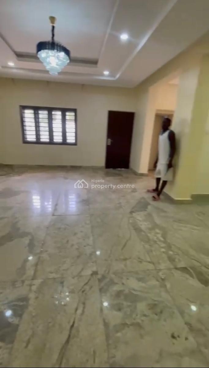 Luxury 3bedroom En-suite Flat +bq, Wuse 2, Wuse, Abuja, Block of Flats for Sale