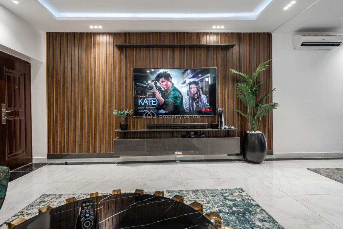 Beautifully Well Furnished 3 Bedroom Apartment Available, Banana Island, Banana Island, Ikoyi, Lagos, Flat / Apartment Short Let