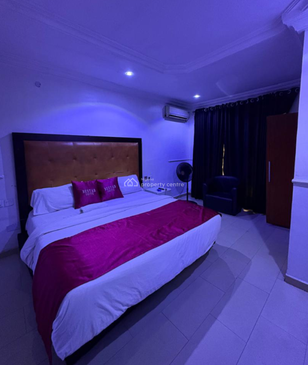 Executive 14 Rooms Hotel, Ikeja, Lagos, Hotel / Guest House for Rent
