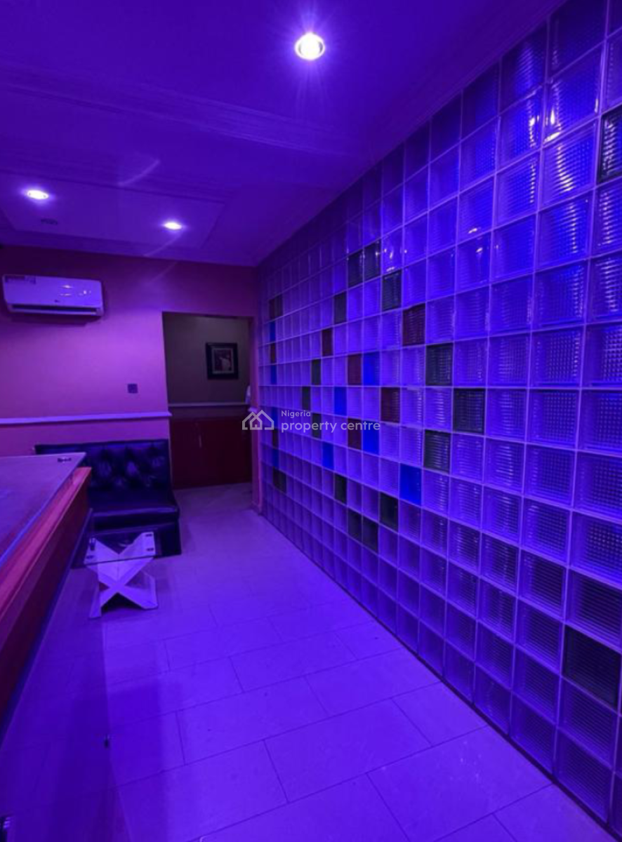 Executive 14 Rooms Hotel, Ikeja, Lagos, Hotel / Guest House for Rent