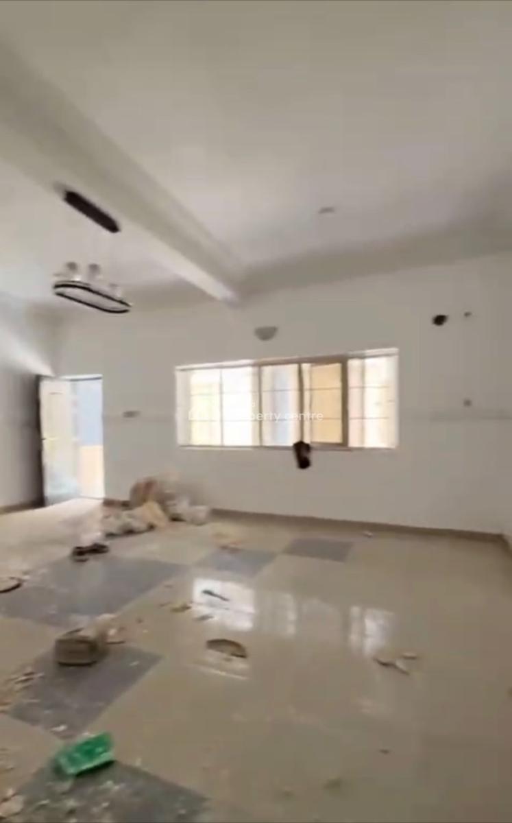 Luxurious Spacious 3bedroom Flat, Life Camp Main, Life Camp, Abuja, Block of Flats for Sale