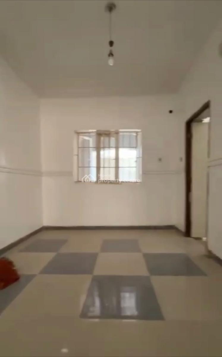 Luxurious Spacious 3bedroom Flat, Life Camp Main, Life Camp, Abuja, Block of Flats for Sale