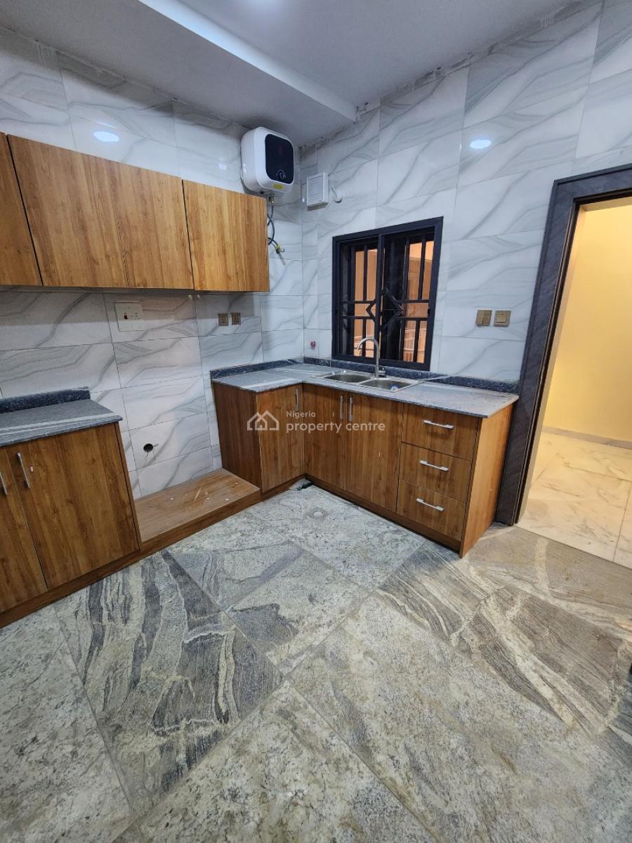 Spacious Luxury 2 Bedrooms House with Good Power Supply, Lugbe District, Abuja, Flat / Apartment for Rent