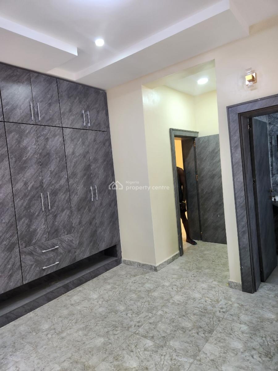 Spacious Luxury 2 Bedrooms House with Good Power Supply, Lugbe District, Abuja, Flat / Apartment for Rent