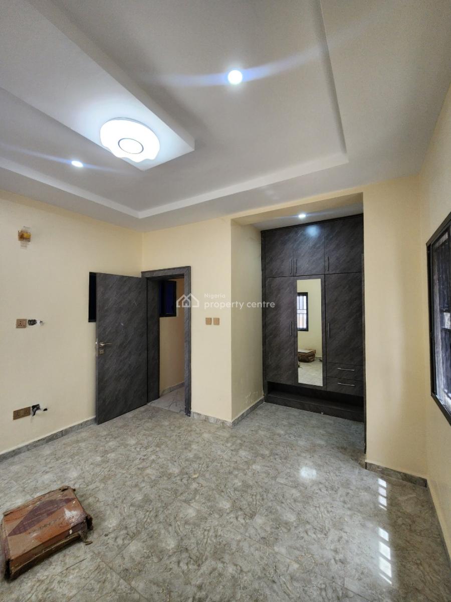 Spacious Luxury 2 Bedrooms House with Good Power Supply, Lugbe District, Abuja, Flat / Apartment for Rent