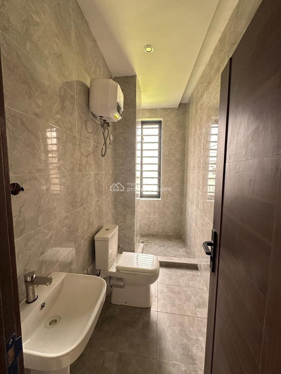 Contemporary 2 Bedroom Apartment, Freedom Way Ikate Elegushi, Lekki Phase 1, Lekki, Lagos, Flat / Apartment for Rent