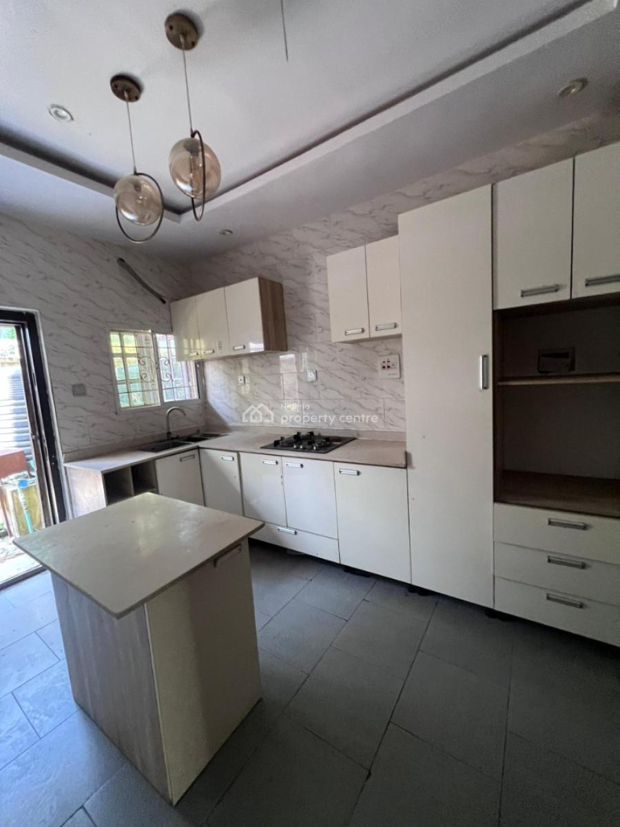 a Well Built 3bedroom Duplex, Pepperoni Abraham Adesunya Ajah, Lekki Phase 2, Lekki, Lagos, Terraced Duplex for Rent