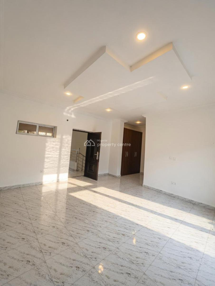 a Standard 3bed Duplex, Pepperoni Abraham Adesunya Ajah, Lekki Phase 2, Lekki, Lagos, Terraced Duplex for Rent