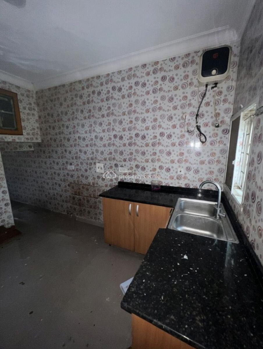 a Standard 3bed Duplex, Pepperoni Abraham Adesunya Ajah, Lekki Phase 2, Lekki, Lagos, Terraced Duplex for Rent