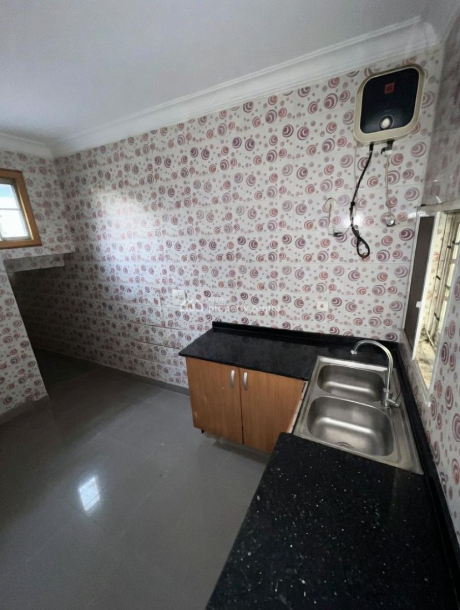 a Standard 3bed Duplex, Pepperoni Abraham Adesunya Ajah, Lekki Phase 2, Lekki, Lagos, Terraced Duplex for Rent