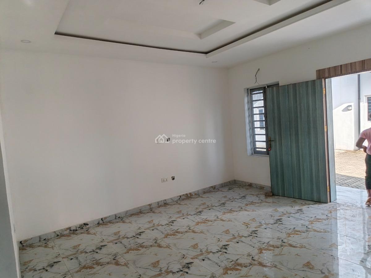 Luxury 2bedroom Apartment, Off Mobil Road,, Lekki, Lagos, Flat / Apartment for Sale