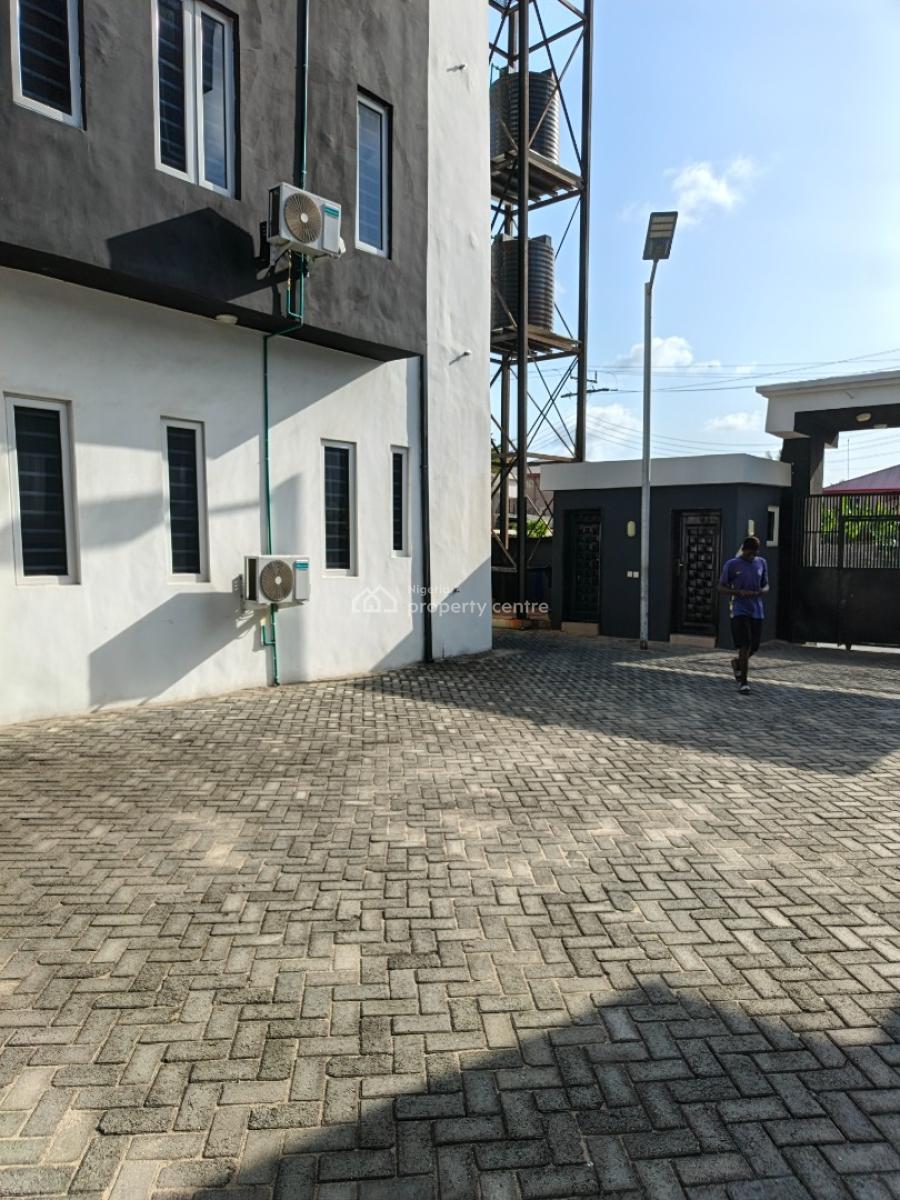 Luxury 2bedroom Apartment, Off Mobil Road,, Lekki, Lagos, Flat / Apartment for Sale