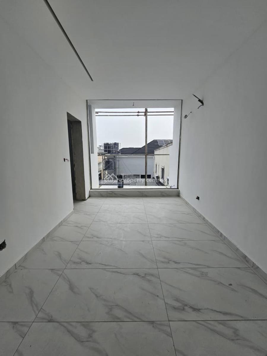 Luxury Spacious 2 Bedroom Apartment with Elevator and Pool, Lekki Phase 1, Lekki, Lagos, Flat / Apartment for Sale