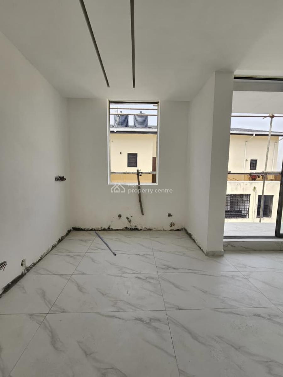 Luxury Spacious 2 Bedroom Apartment with Elevator and Pool, Lekki Phase 1, Lekki, Lagos, Flat / Apartment for Sale