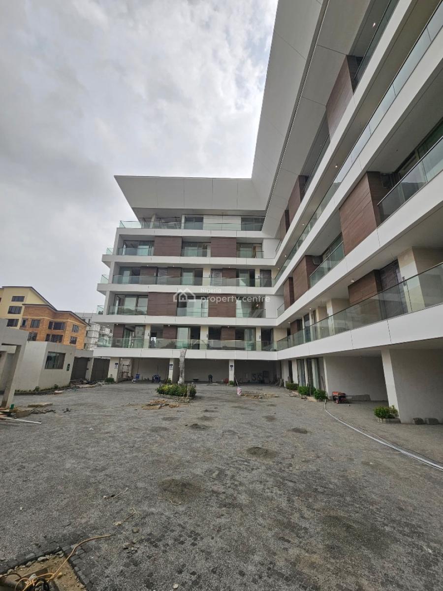 Exclusive 4 Bedroom Maisonette, Plus Bq, Elevator, Lekki Phase 1, Lekki, Lagos, Block of Flats for Sale