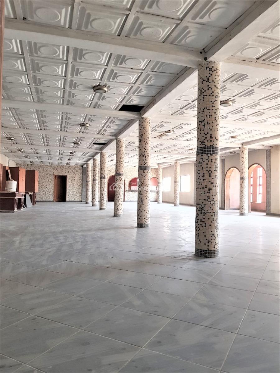 Prime Office Space with a Close Proximity to The Expressway, with a Very Close Proximity to The Expressway, Ologolo, Lekki, Lagos, Office Space for Rent