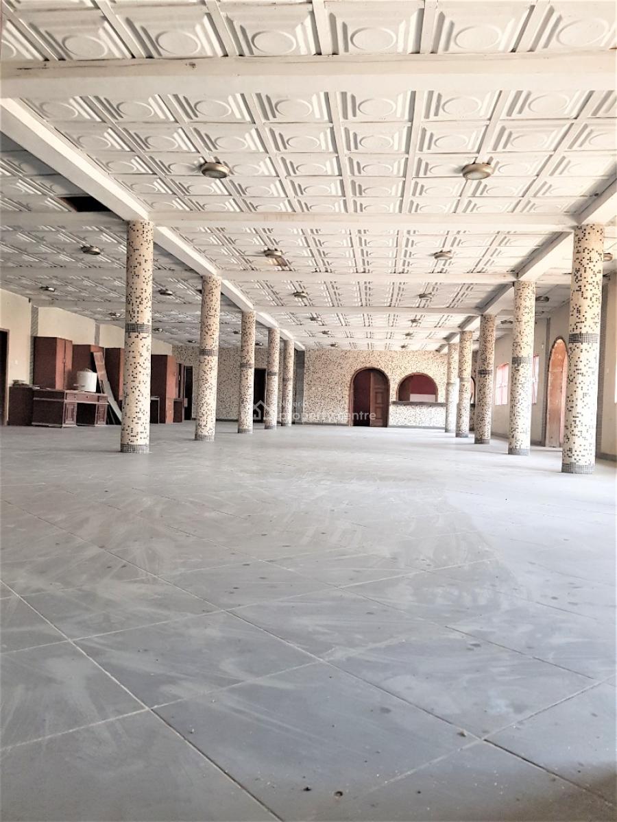 Prime Office Space with a Close Proximity to The Expressway, with a Very Close Proximity to The Expressway, Ologolo, Lekki, Lagos, Office Space for Rent