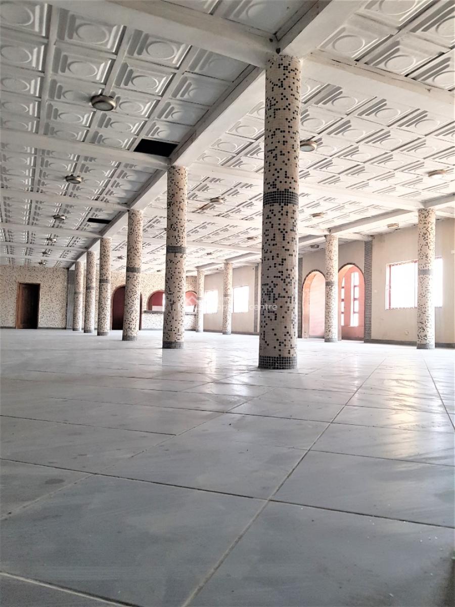 Prime Office Space with a Close Proximity to The Expressway, with a Very Close Proximity to The Expressway, Ologolo, Lekki, Lagos, Office Space for Rent