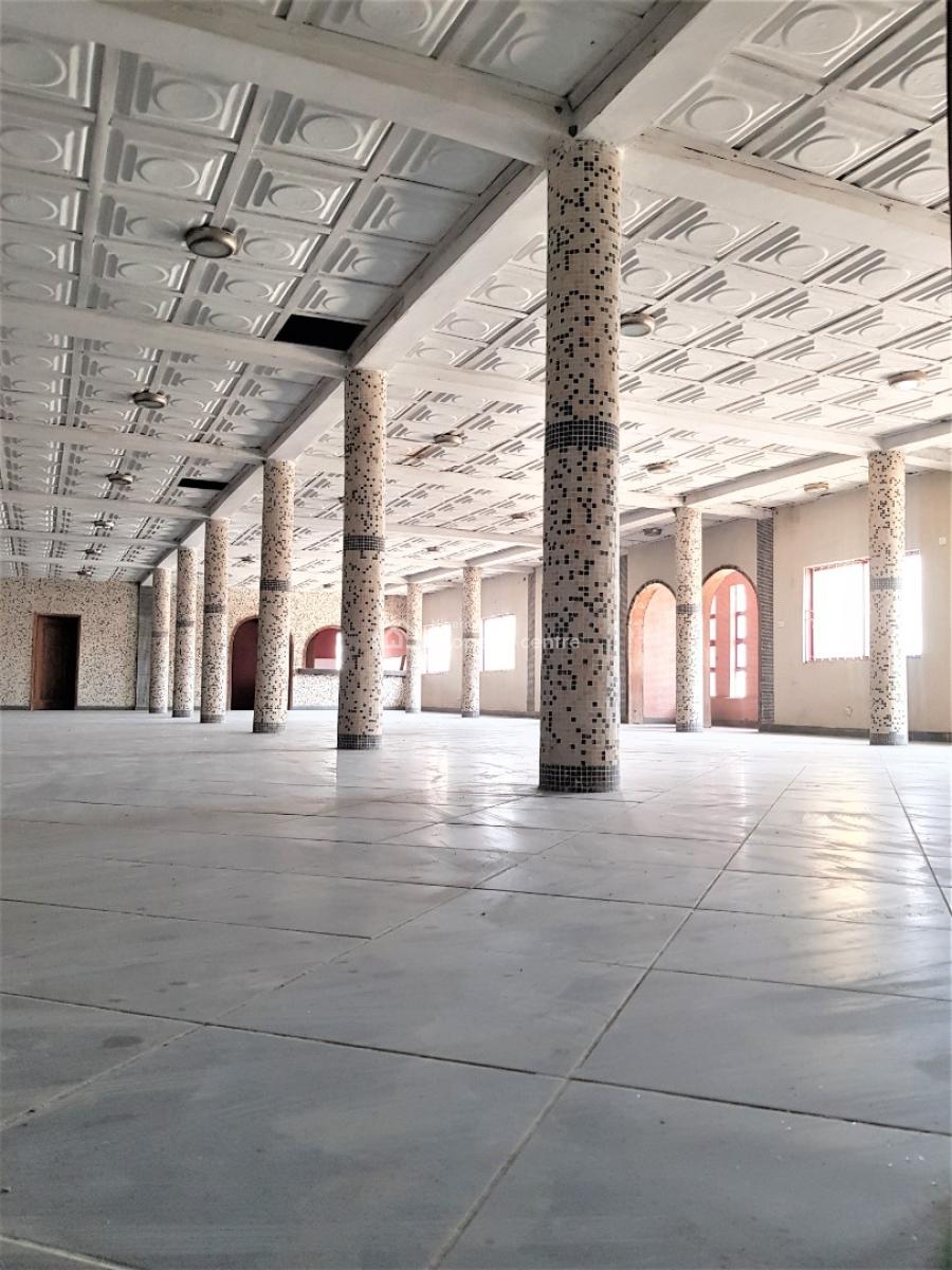 Prime Office Space with a Close Proximity to The Expressway, with a Very Close Proximity to The Expressway, Ologolo, Lekki, Lagos, Office Space for Rent