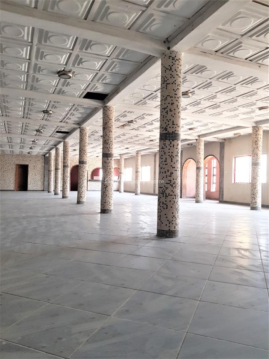Prime Office Space with a Close Proximity to The Expressway, with a Very Close Proximity to The Expressway, Ologolo, Lekki, Lagos, Office Space for Rent